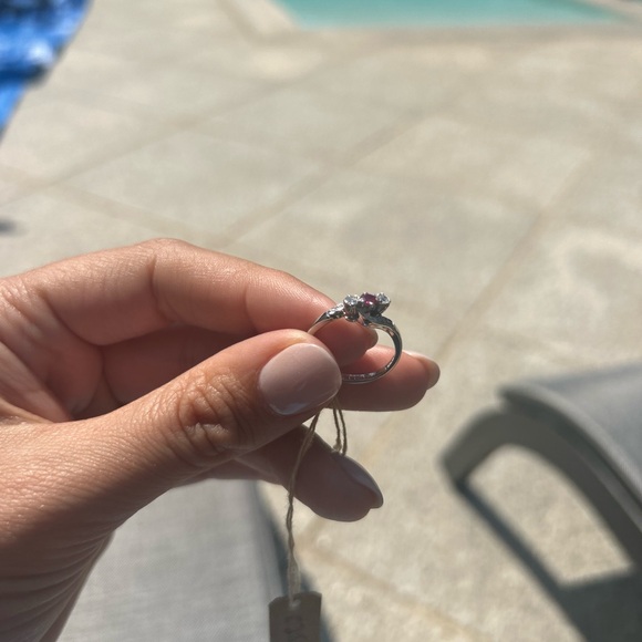 Ruby Ring - Picture 5 of 7